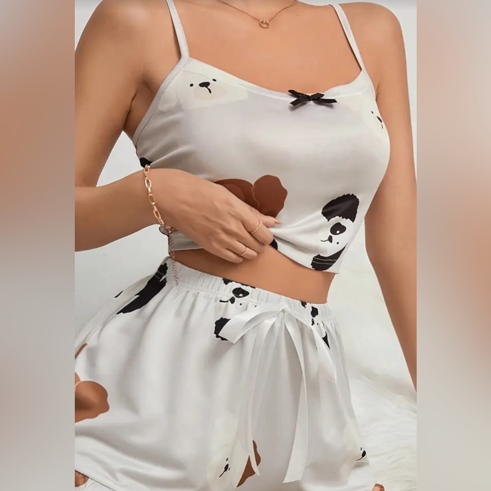 Brand new cute pajama set dogs w bow detail top and shorts​​ women’s dog lover